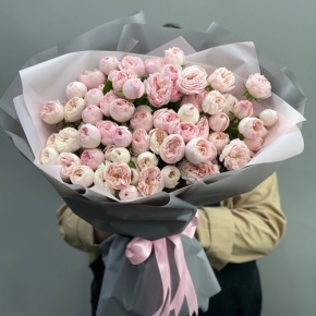 Букет из 25 кустовых роз Мэнсфилд Парк (60 см) в Орехово-Зуево