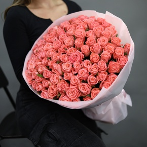 Букет 101 коралловая роза (70 см) в Орехово-Зуево
