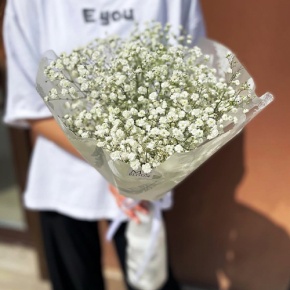 Букет из 5 белых гипсофил в Орехово-Зуево