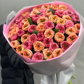 Букет "Лав ю" из 51 пионовидной розы Риджентс парк (60 см) в Орехово-Зуево