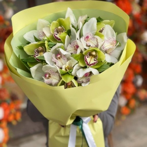 Букет "Бруклин" из орхидей и альстромерий в Орехово-Зуево