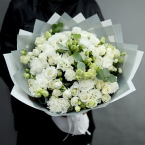 Букет "Маскарпоне" из роз, диантусов, эустом и гиперикума в Орехово-Зуево