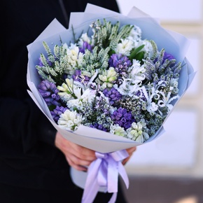 Букет "Алиби" из гиацинтов, вероники, нерине в Орехово-Зуево