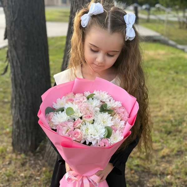 Букет из хризантем, эустом и роз в Орехово-Зуево