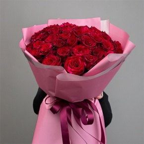Букет из 37 роз Ред Пантер Эквадор (60 см) в Орехово-Зуево