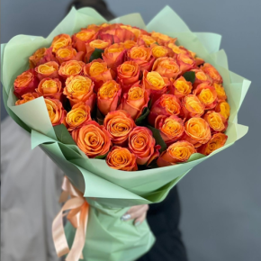 Букет из 71 огненной розы (40 см) в Орехово-Зуево