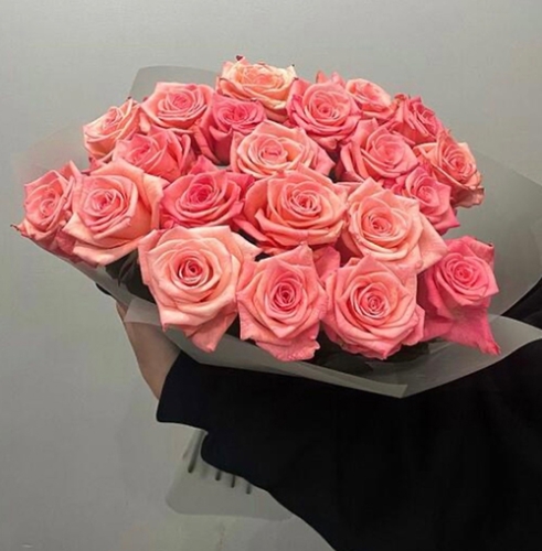 Букет из 21 розовой розы (50 см) в Орехово-Зуево